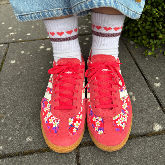 Glitzersocken Herzchenkette - rot